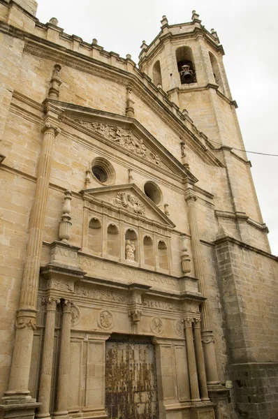 Церква і дзвіниця Cretas — стокове фото