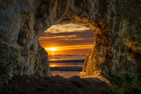 Una Hermosa Espectacular Puesta Sol Junto Mar España Imagen de stock