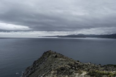 Cap de Creus arka planda