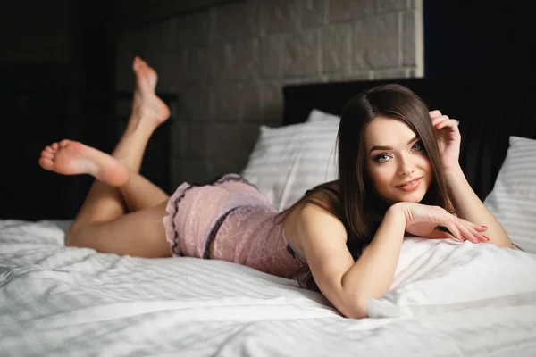Jeune fille dans une lingerie sexy — Photo