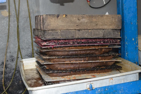 Making Cidre  Appeljuice