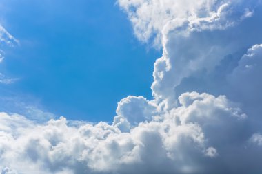 güzel gökyüzü bulutlar