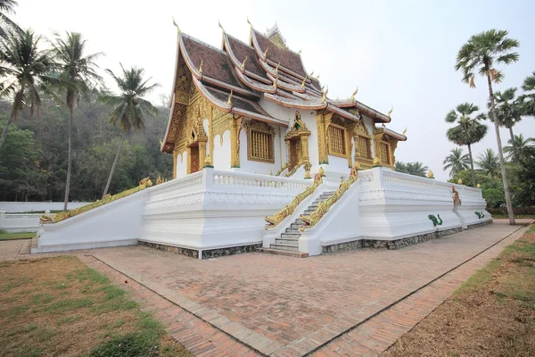 Boeddhistische tempel in Luang Prabang — Stockfoto