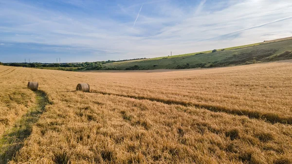 Rollos Heno Campo Agrícola Olvidados Perdidos Por Tractor West Sussex — Foto de Stock