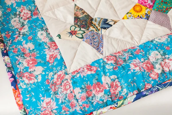 Patchwork Yorgan. Patchwork yorgan arka plan olarak bir parçası. Çiçek p