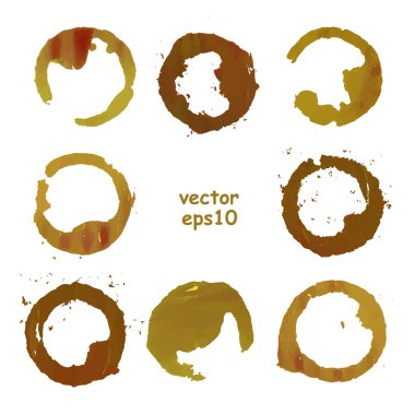 kahve fincan beyaz arka plan üzerinde leke bırakır.