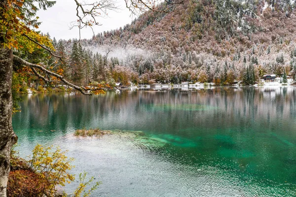 Fusine Gölü Manzaralı Talya — Stok fotoğraf