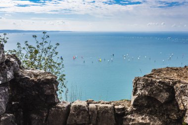 İtalya, Trieste Körfezi 'ndeki Barcolana yat yarışı. 