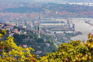 İtalya, Trieste Körfezi 'ndeki Barcolana yat yarışı. 