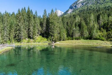 Antik Sappada köyünde doğa ve gelenekler. Dolomitlerin incisi. Friuli.