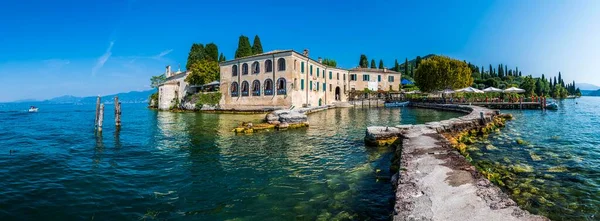 Punta San Viglio, İtalya 'da Garda Gölü 