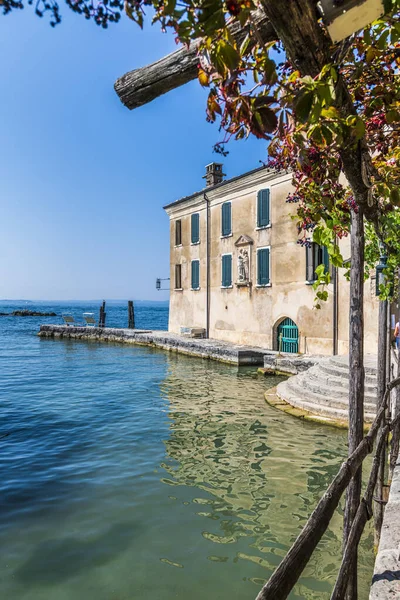 Lago Garda Punta San Viglio Italia — Fotografia de Stock