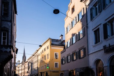 Bruneck, İtalya 'nın güzel antika mimarisi