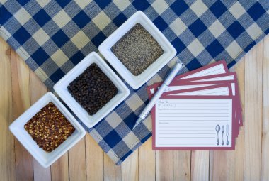 Biber çeşitleri ve boş tarif kartları