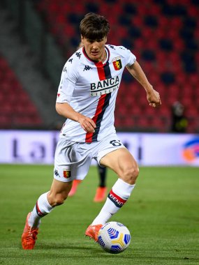 Eldor Shomurodov (Cenova) İtalyan futbol takımı Serie A 'nın 2020 / 2021 sezonunda Renato Dall & # 39; Ara Stadyumu' nda oynanan aksiyon portresi, 1 Haziran 2021 - Fotoğraf: Ettore Griffoni