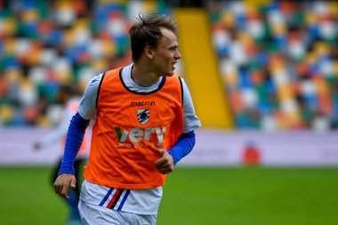 İtalyan futbolu Serie A maçında Mikkel Damsgaard (Sampdoria) Udinese Calcio ile UC Sampdoria maçında Friuli - Dacia Arena Stadyumu, Udine, İtalya - 16 Mayıs 2021