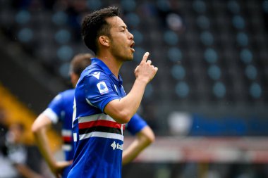 Maya Yoshida (Sampdoria) İtalya futbol takımı Serie A maçında UC Sampdoria 'nın 2020 / 2021 sezonunda Udine, İtalya' daki Dacia Arena Stadyumu 'nda oynamıştır.