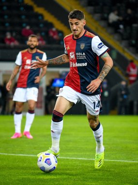 Alessandro Deiola (Cagliari) İtalyan futbol takımı Serie A 'nın 2020 / 2021 sezonunda Udine' deki Dacia Arena Stadyumu 'nda oynanan aksiyon portresi.