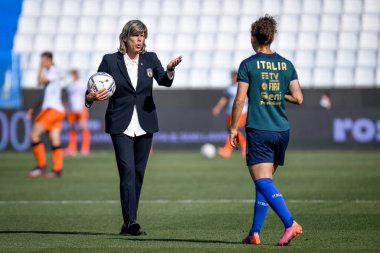 Milena Bertolini (İtalya Teknik Direktörü), İtalya 'nın Ferrara kentindeki Paolo Mazza Stadyumu' nda oynanan dostluk maçı 2021-İtalya Bayanlar - Ettore Griffoni