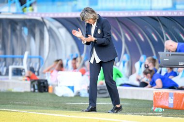 İtalya Teknik Direktörü Milena Bertolini 'nin mutluluğu (İtalya Teknik Direktörü) dost futbol maçı 2021' de kazandığı maçın ardından - İtalya, Ferrara, İtalya 'daki Paolo Mazza Stadyumu' nda İtalya - Ettore Griffoni