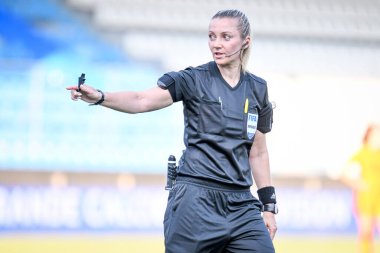 Monika Mularczyk (POL), İtalya 'nın Ferrara kentindeki Paolo Mazza Stadyumu' nda oynanan 2021 Dostluk Maçı 'nda maçın hakemi: Ettore Griffoni