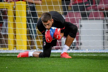 Alessandro Plizzari (Milan), İtalya 'nın Trieste kentindeki Nereo Rocco Stadyumu' nda oynanan AC Milan-Panathinaikos FC maçında ısınma maçında hayatını kurtardı, 14 Ağustos 2021 - Fotoğraf: Ettore Griffoni