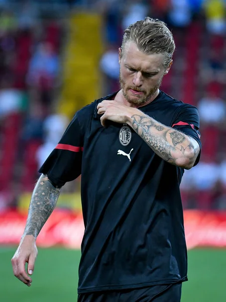 Simon Kjaer Milan Talya Nın Trieste Kentindeki Nereo Rocco Stadyumunda — Stok fotoğraf