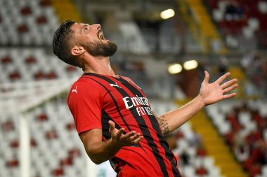 Olivier Giroud 'un (Milan), İtalya' nın Trieste kentindeki Nereo Rocco Stadyumu 'nda oynanan dostluk maçı AC Milan-Panathinaikos FC maçında yaşadığı hayal kırıklığı, Görüntü: Ettore Griffoni