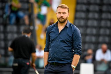 İtalya Serie A maçında Venezia teknik direktörü Paolo Zanetti Udinese Calcio ile Venezia FC maçı sırasında İtalya 'nın Udine kentindeki Dacia Arena Stadyumu' nda oynandı.