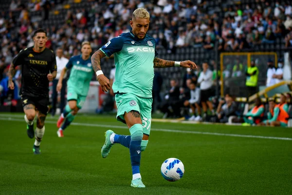 Udinese 'den Roberto Maximiliano Pereyra İtalya' nın Udinese Calcio-Venezia FC maçı sırasında Udine, İtalya 'da Dacia Arena Stadyumu' nda 27 Ağustos 2021 - Fotoğraf: Ettore Griffoni