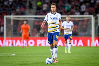 Nicolo Casale (Verona) İtalyan futbolu Serie A karşılaşmasında Bologna FC - Hellas Verona FC - Renato Dall # 39; Ara stadyumu, 13 Eylül 2021 - Fotoğraf: Ettore Griffoni
