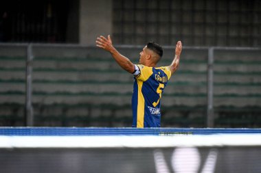 Davide Faraoni (Verona) Cel1ebrates, İtalya 'nın Verona kentindeki Marcantonio Bentegodi Stadyumu' nda oynanan Hellas Verona FC-AS maçında 3-2 gol attıktan sonra, 19 Eylül 2021 - Fotoğraf: Ettore Griffoni