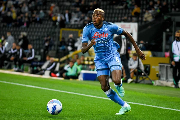 Victor Osimhen (Napoli) İtalya futbol takımı Serie A maçında Udinese Calcio ile SSC Napoli arasında Udine, İtalya 'da Dacia Arena Stadyumu' nda oynanan maçta, 20 Eylül 2021 - Fotoğraf: Ettore Griffoni