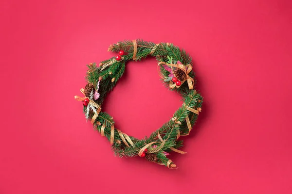 Handmade Christmas Wreath Red Background Top View Advent Wreath New — Stock Photo, Image