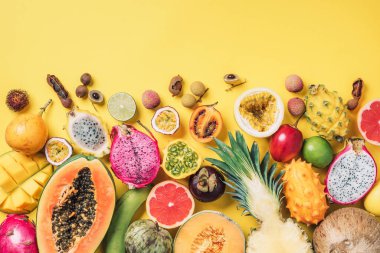 Egzotik meyveler - ananas, papaya, mango, annona, muz, pitahaya, kiwano, afrika boynuzlu kavun, tamarillo meyvesi, granadilla, β, yılan meyvesi, maracuya, rambutan, lychee, longan, tamarind