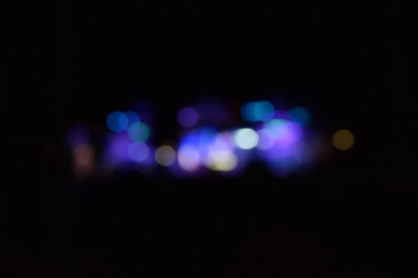 背景がぼやけ: コンサートでボケ照明 — ストック写真