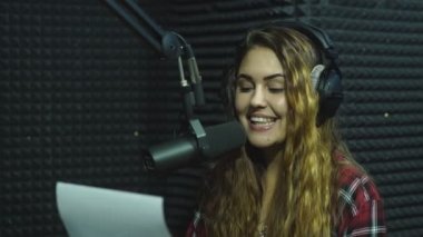 radyo dj haber yayıncılığı Studio okur