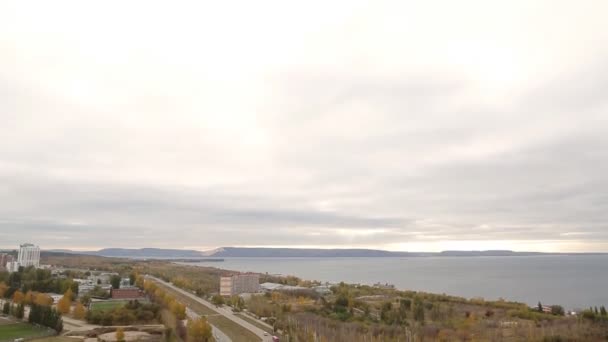 Panorama van de stad Togliatti met 20 verdiepingen — Stockvideo