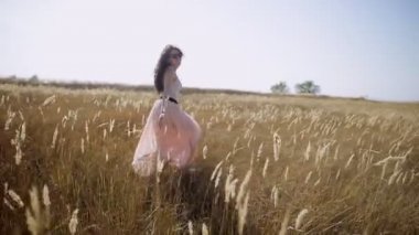 genç güzel kız alan yavaş hareket