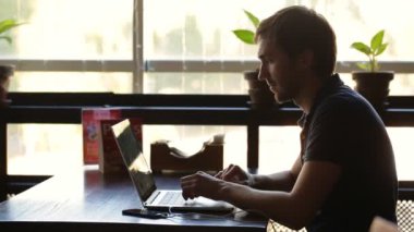 Not Defteri, işadamı