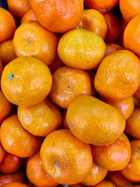 Verse Natuurlijke Fruitmandarijnen Toonbank Van Winkel — Stockfoto