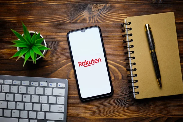 Rakuten Japon e-ticaret şirketi. Rusya, St. Petersburg, 8 Aralık 2020