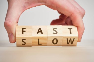 Konsept, bunun aksine hızlı ve yavaştır.