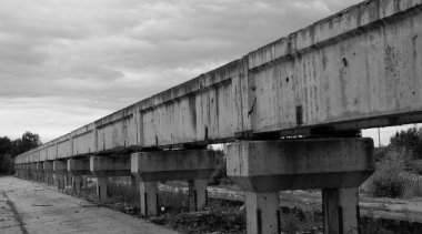 Doğu Avrupa 'da terk edilmiş fabrika