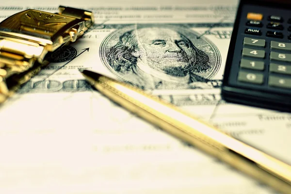 Saat. dolar. iş. Finans