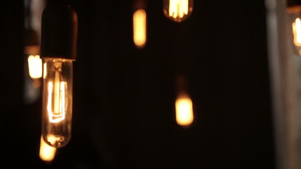 Lampes à incandescence en mouvement 