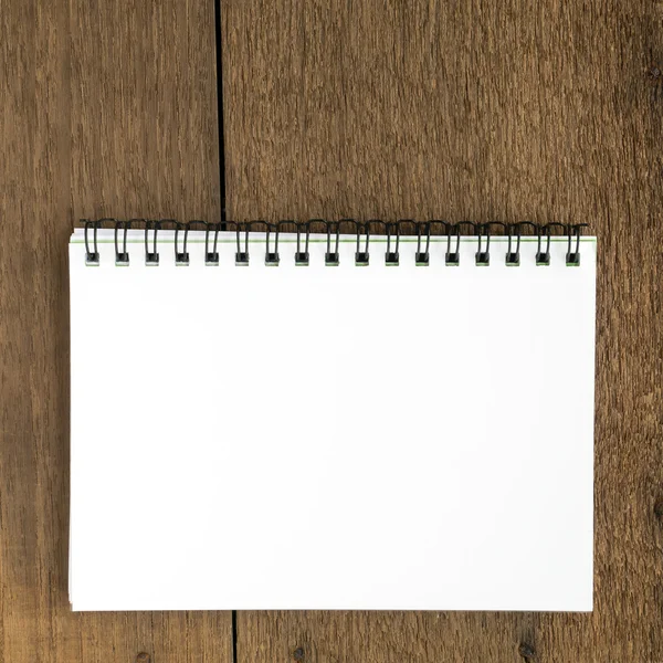 El primer plano del cuaderno blanco en blanco — Foto de Stock
