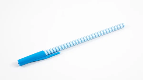 Mavi çizgili desen tükenmez kalem — Stok fotoğraf