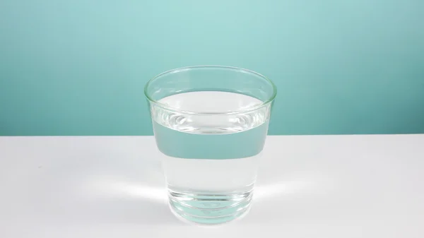 The glass of pure water (2) — Stock Photo, Image