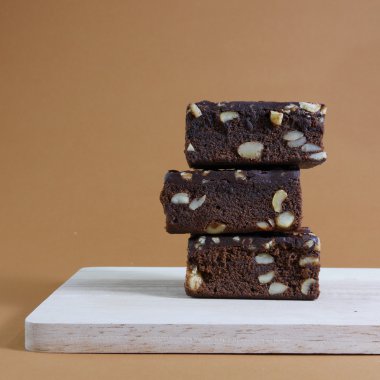 Lezzetli çikolatalı browni kek (1)